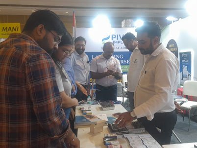 Pivot Implants Shines at Expodent 2025